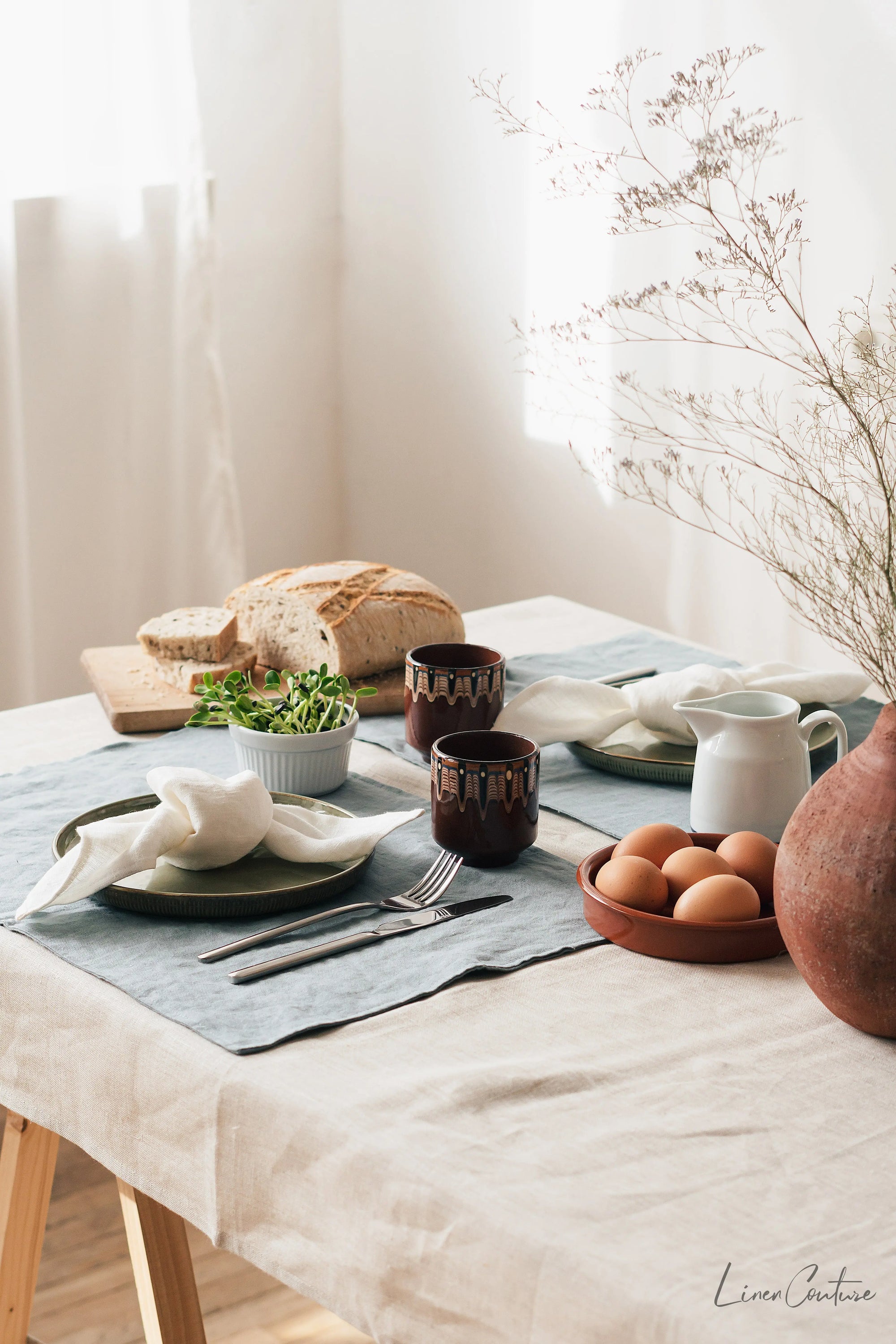 Natural linen napkins, short finish